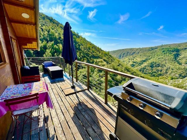 Chalet Sur Pilotis Avec Piscine Privee Lucéram Exterior foto